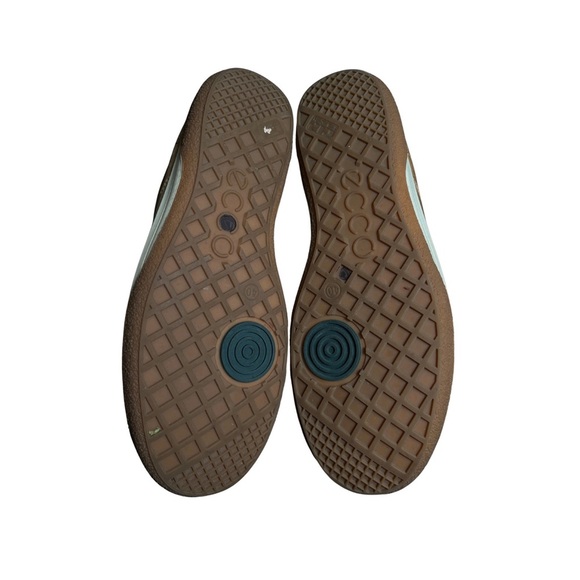 Ecco Brown Sneakers with White Laces - Picture 9 of 9